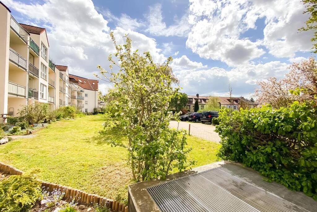 Apartment Am Auensee Mit Grosser Terrasse & Privat-Parkplatz Leipzig Eksteriør billede
