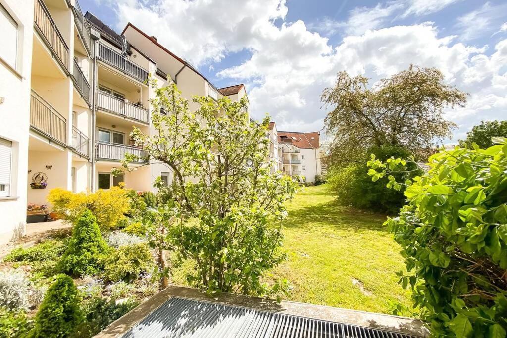 Apartment Am Auensee Mit Grosser Terrasse & Privat-Parkplatz Leipzig Eksteriør billede